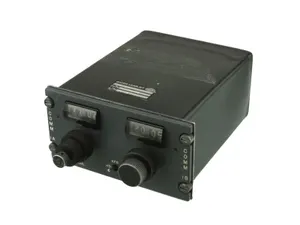 SERVICEABLE BOMBARDIER LEARJET 35 VHF COMM CONTROL HEAD P/N 2488600-77